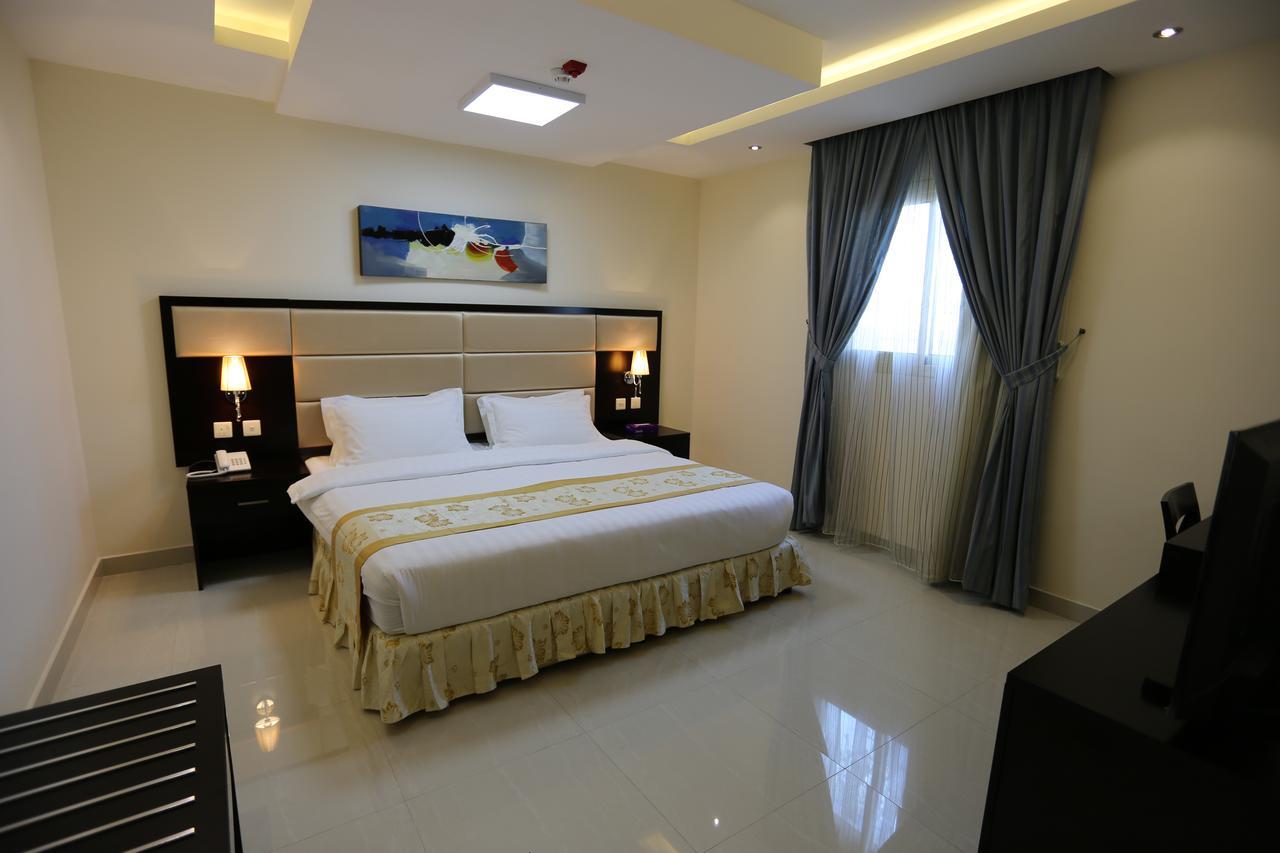 Arjaan Altakhassusi Hotel Suites Riyadh Exterior photo