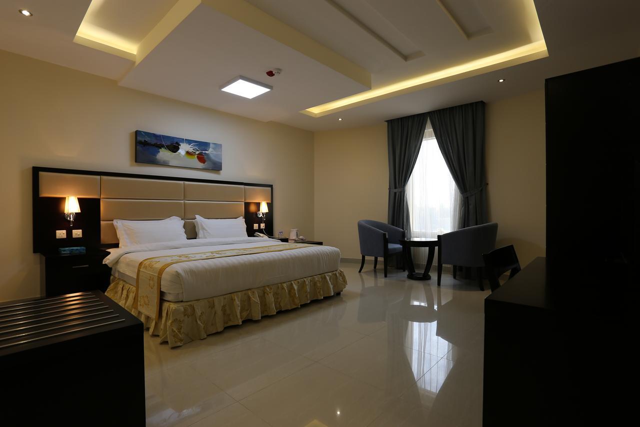 Arjaan Altakhassusi Hotel Suites Riyadh Exterior photo