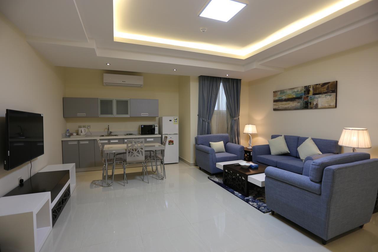 Arjaan Altakhassusi Hotel Suites Riyadh Exterior photo